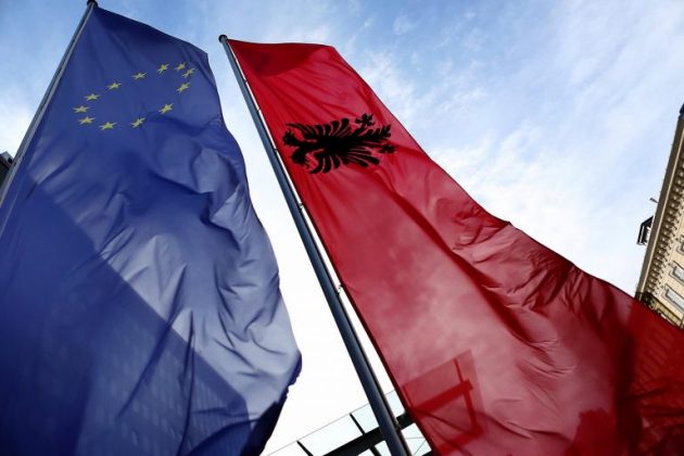 Mediat: Këshilli Europian merr sot vendim për të hapur negociatat me Shqipërinë