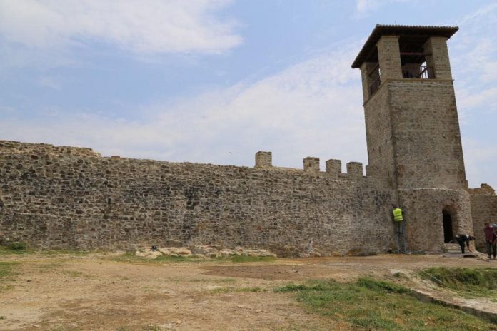 Rilind Kalaja e Prezës, Rama publikon fotot: Një prej monumenteve më të dëmtuara nga tërmeti