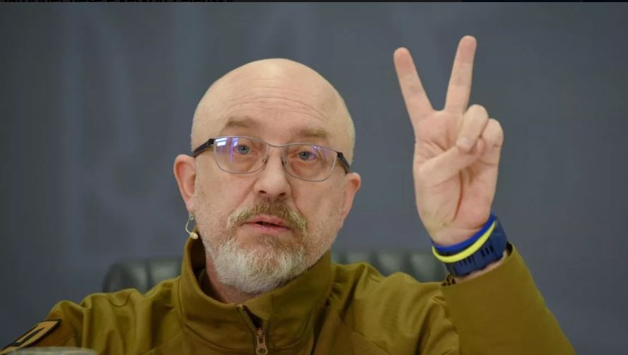 Zelensky po përgatit shkarkimin e tij, ministri ukrainas i Mbrojtjes premton kontrolle pas skandalit të korrupsionit me manipulimin e tenderave