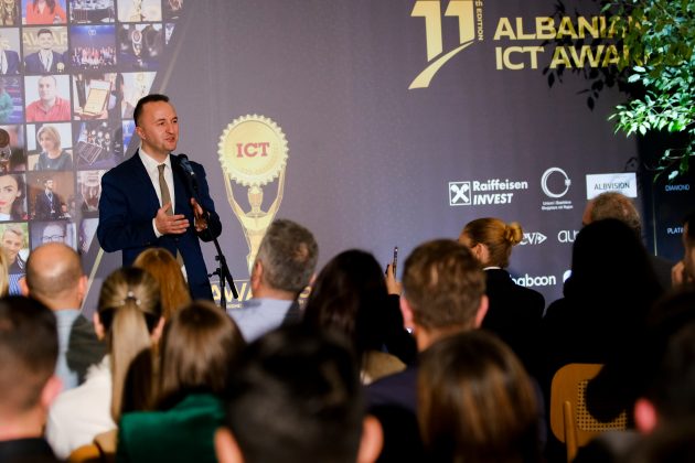 Albanian ICT Awards hapi Edicionin e 11-të me imazhin e dhjetëra novatorëve dhe yjeve në teknologji